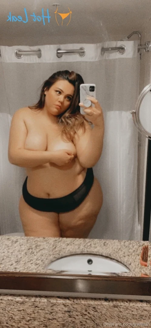 jewlieah Onlyfans leaked photo 12708088 on Hotleaks.tv