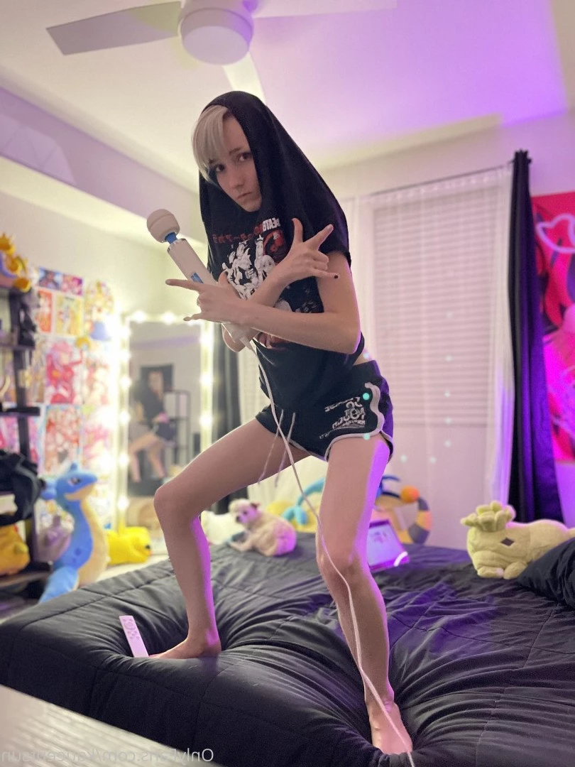 Emily Something [ kqueentsun ] Onlyfans leaked photo 3857544 on Hotleaks.tv