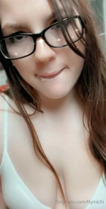 9048759