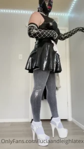 10660874