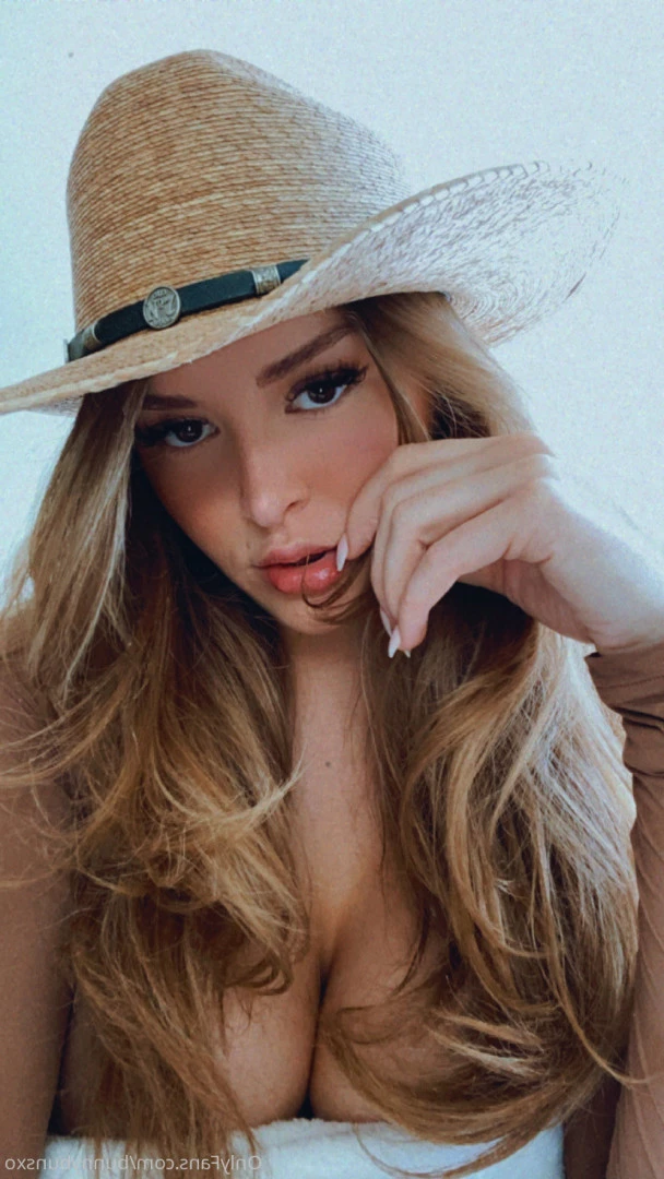 Tayy [ bunnybunsxo ] Onlyfans leaked photo 10094638 on Hotleaks.tv