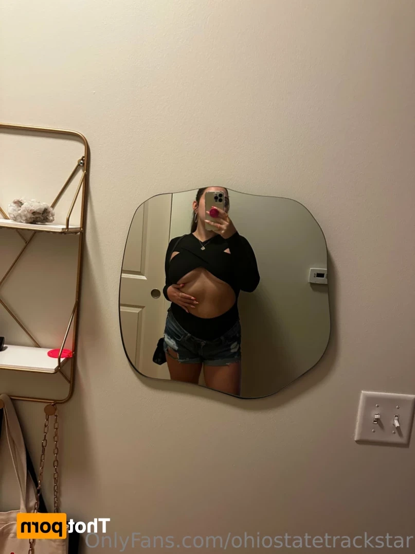 Ohio St Track team 😘😘 [ ohiostatetrackstar ] Onlyfans leaked photo 13451697 on Hotleaks.tv