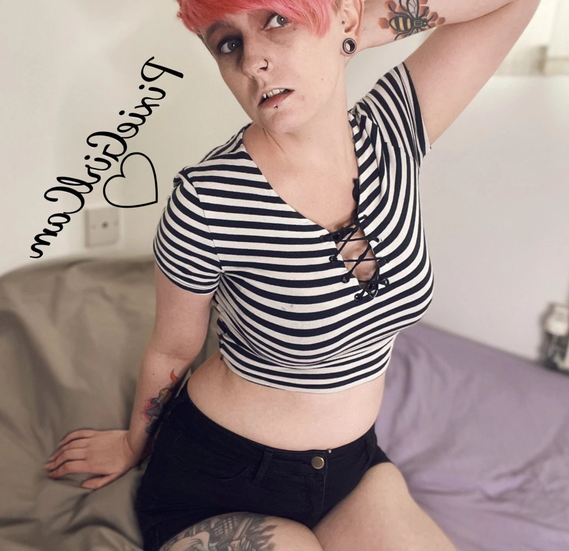 Pixie Skye 👻 BIRTHDAY 31ST JULY 🎉🎉 [ pixiegirlcam ] Onlyfans leaked photo 3916340 on Hotleaks.tv