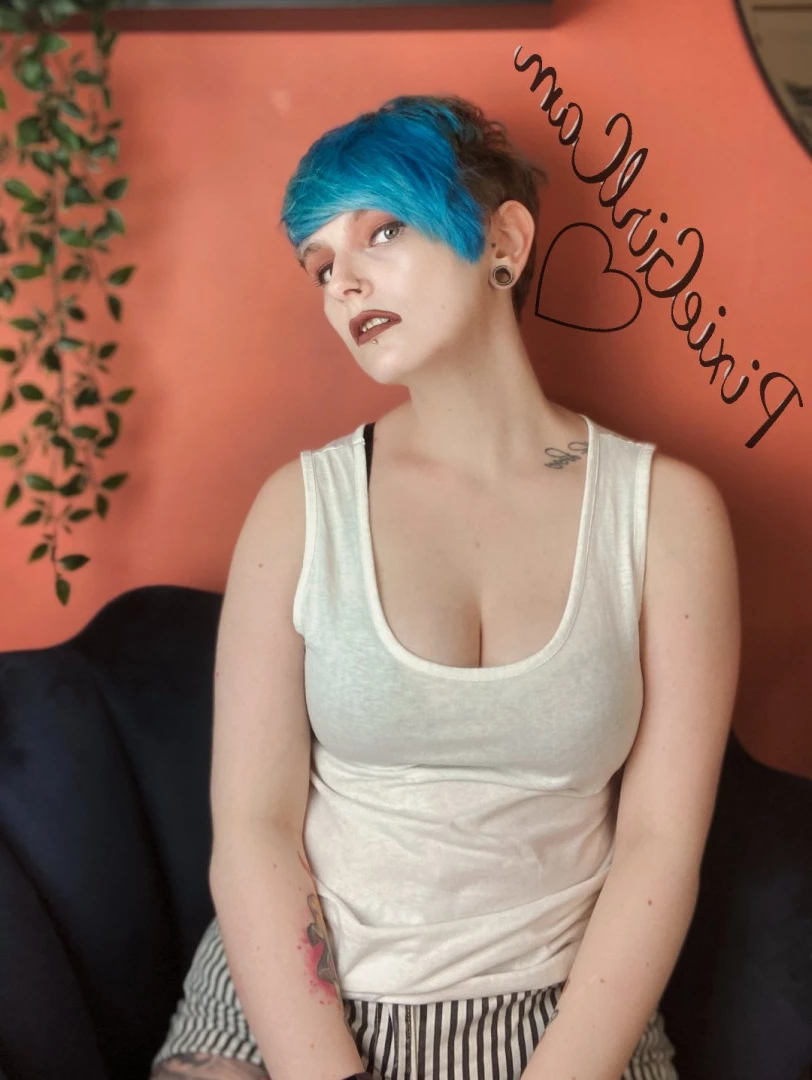 Pixie Skye 👻 BIRTHDAY 31ST JULY 🎉🎉 [ pixiegirlcam ] Onlyfans leaked photo 6088366 on Hotleaks.tv