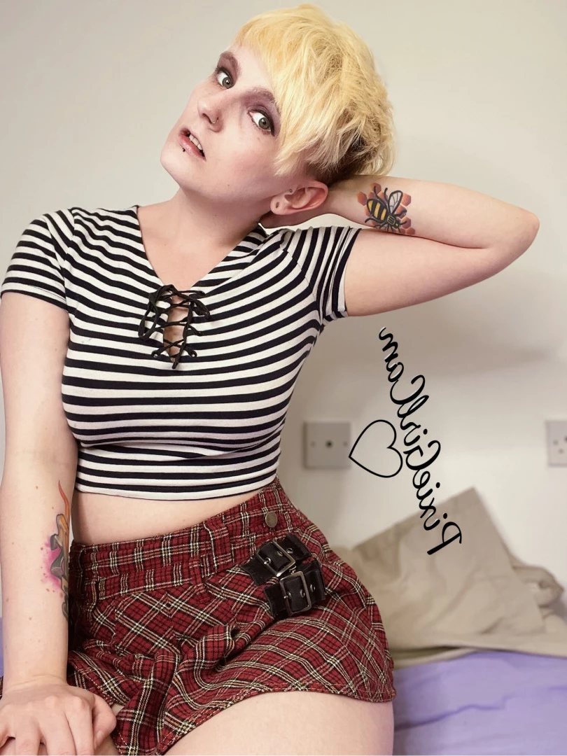 Pixie Skye 👻 BIRTHDAY 31ST JULY 🎉🎉 [ pixiegirlcam ] Onlyfans leaked photo 6089884 on Hotleaks.tv