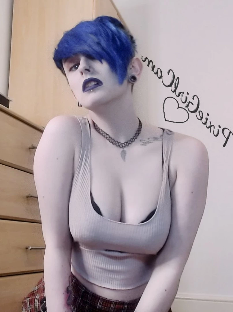 Pixie Skye 👻 BIRTHDAY 31ST JULY 🎉🎉 [ pixiegirlcam ] Onlyfans leaked photo 6093968 on Hotleaks.tv