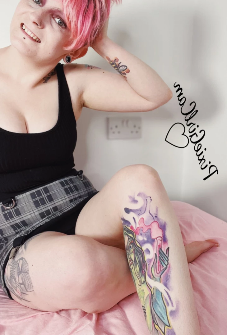 Pixie Skye 👻 BIRTHDAY 31ST JULY 🎉🎉 [ pixiegirlcam ] Onlyfans leaked photo 14819565 on Hotleaks.tv