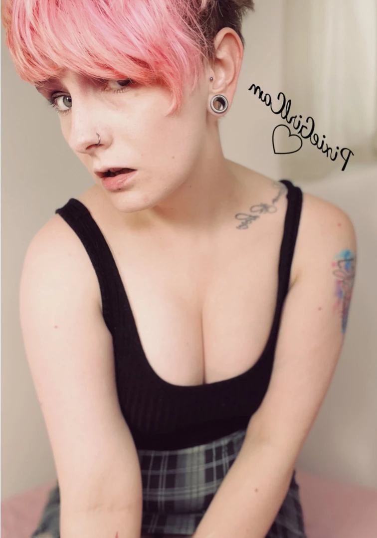 Pixie Skye 👻 BIRTHDAY 31ST JULY 🎉🎉 [ pixiegirlcam ] Onlyfans leaked photo 15395446 on Hotleaks.tv