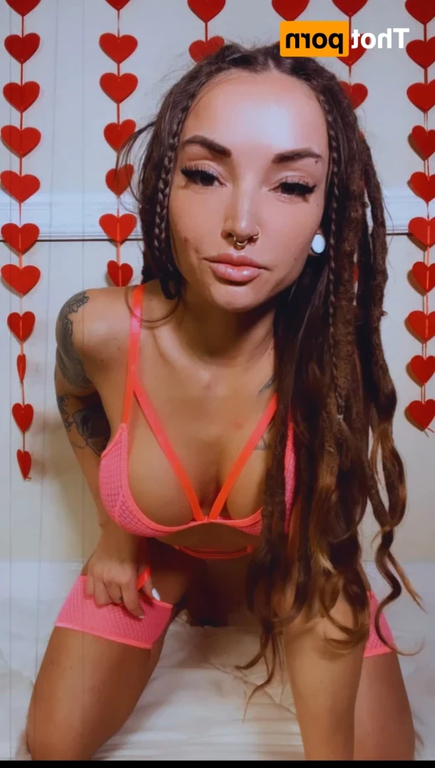 🍕BIG TIT BRACEFACE🍕 [ pizzapussypie ] Onlyfans leaked photo 15357521 on Hotleaks.tv