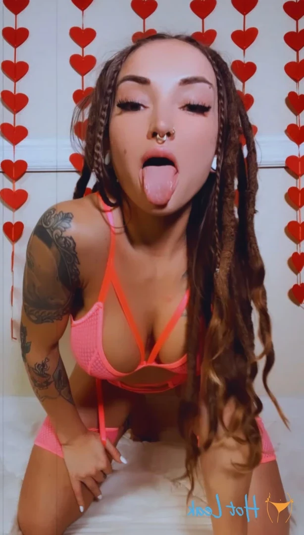 🍕BIG TIT BRACEFACE🍕 [ pizzapussypie ] Onlyfans leaked photo 15357624 on Hotleaks.tv
