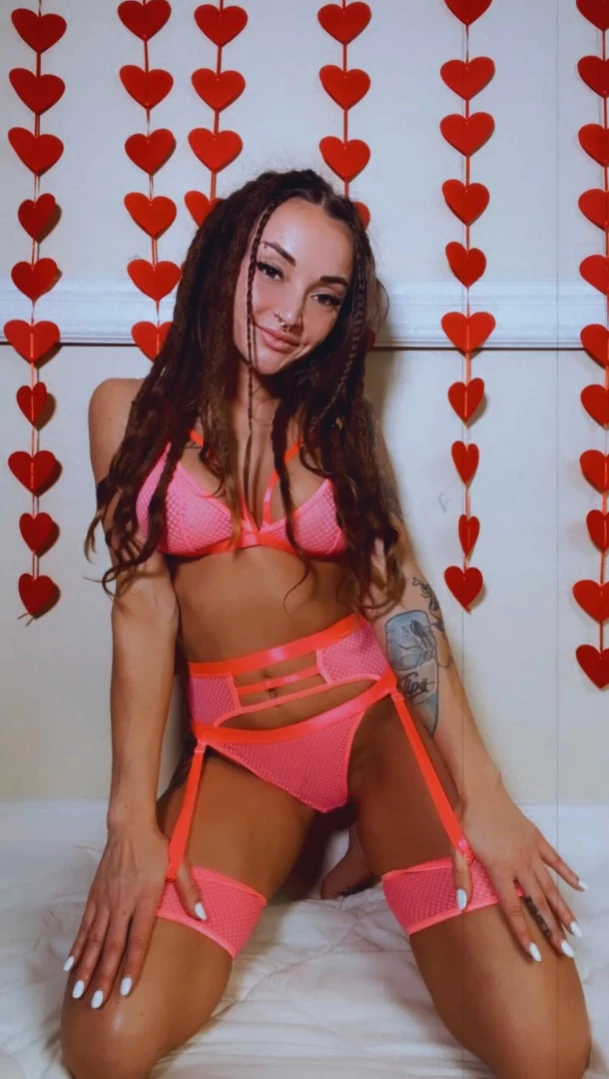 🍕BIG TIT BRACEFACE🍕 [ pizzapussypie ] Onlyfans leaked photo 15357737 on Hotleaks.tv