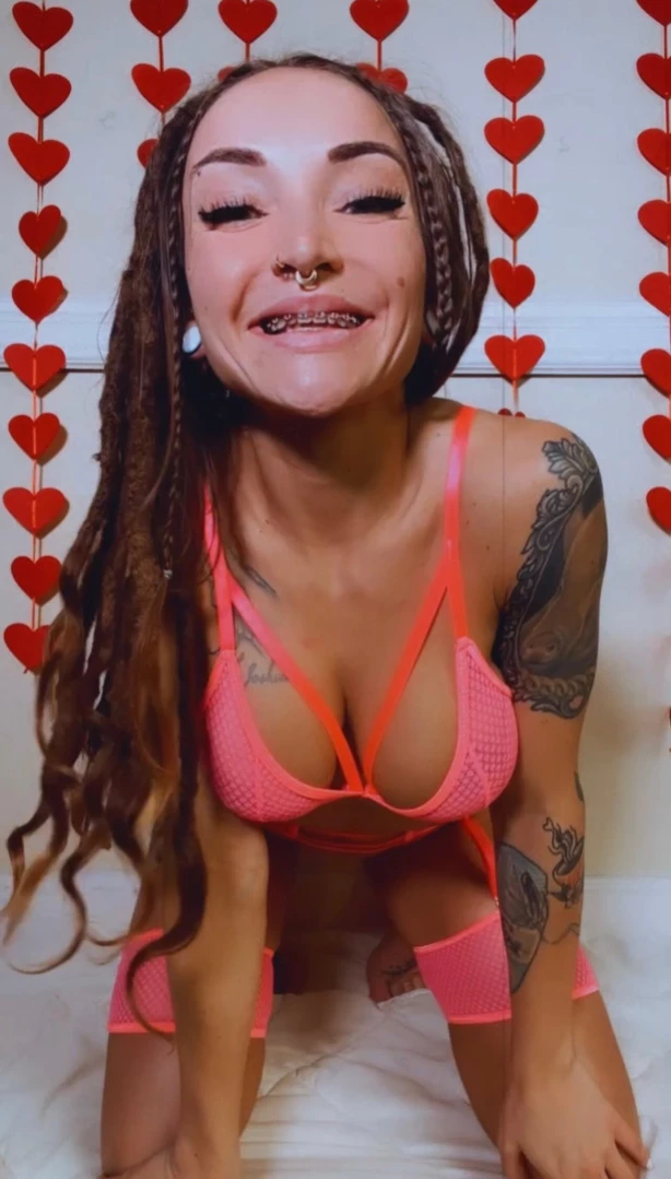 🍕BIG TIT BRACEFACE🍕 [ pizzapussypie ] Onlyfans leaked photo 15395378 on Hotleaks.tv