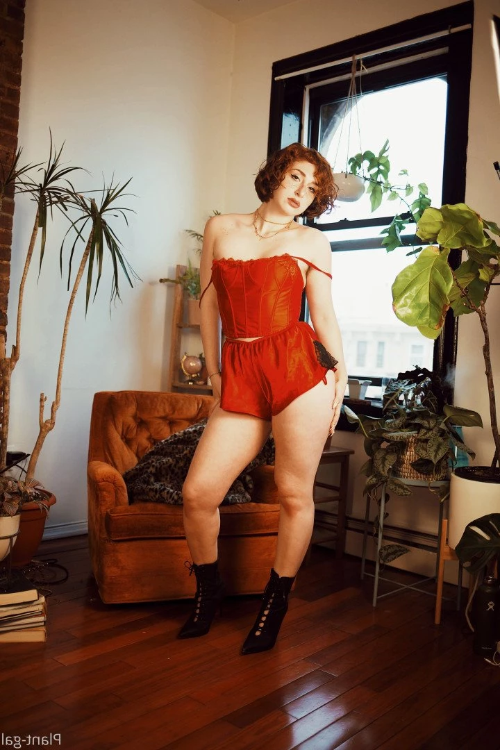 Ivy 🌿😈 [ plantgal ] Onlyfans leaked photo 3855858 on Hotleaks.tv
