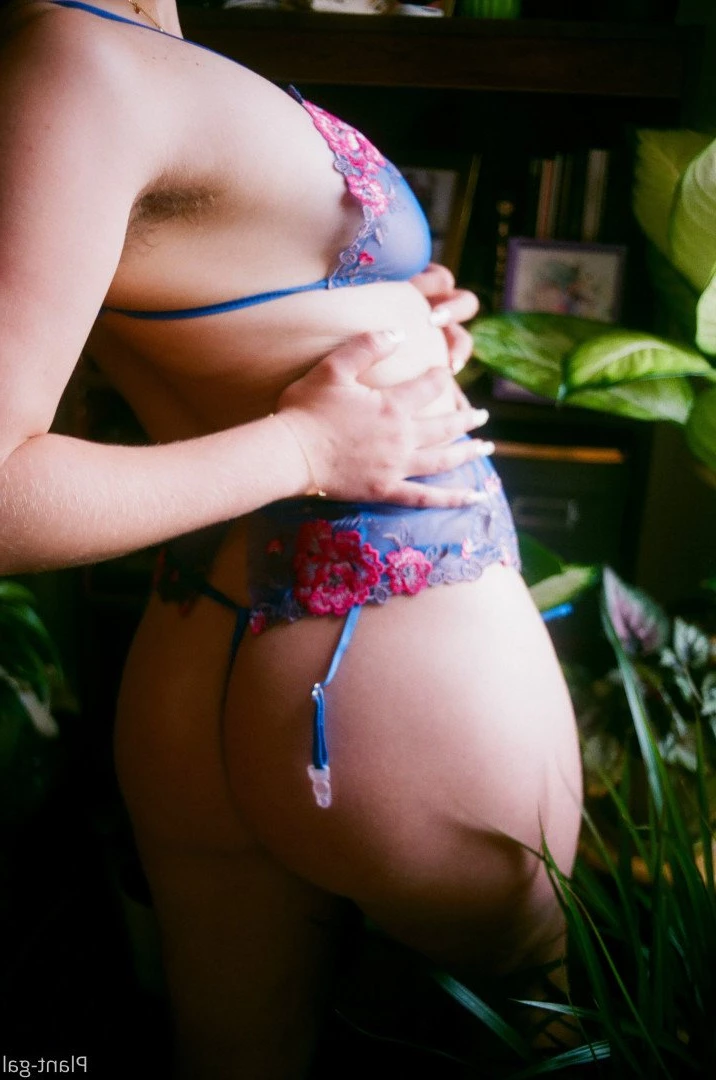 Ivy 🌿😈 [ plantgal ] Onlyfans leaked photo 4075988 on Hotleaks.tv