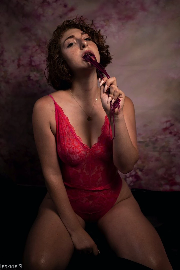 Ivy 🌿😈 [ plantgal ] Onlyfans leaked photo 4094266 on Hotleaks.tv