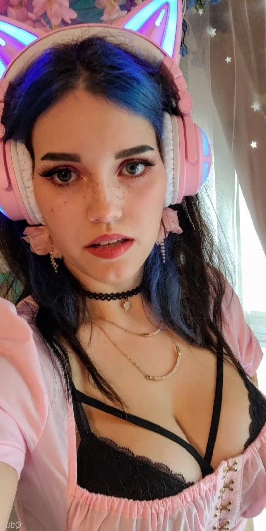 QT Lux [ qtlux ] Onlyfans leaked photo 2215100 on Hotleaks.tv