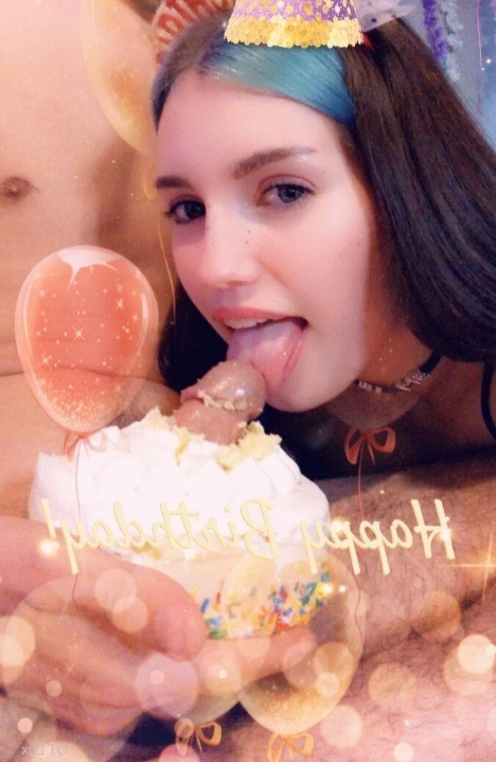 QT Lux [ qtlux ] Onlyfans leaked photo 2215258 on Hotleaks.tv