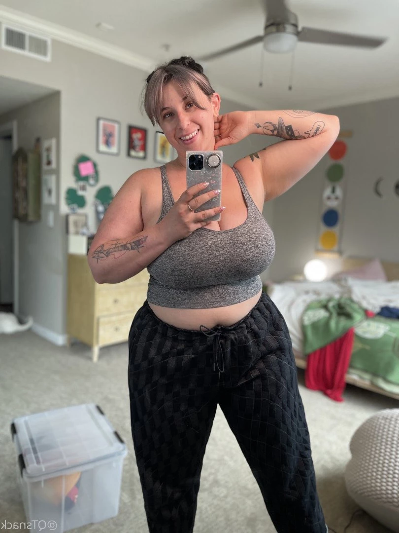 QTsnack [ qtsnacksquad ] Onlyfans leaked photo 3762847 on Hotleaks.tv