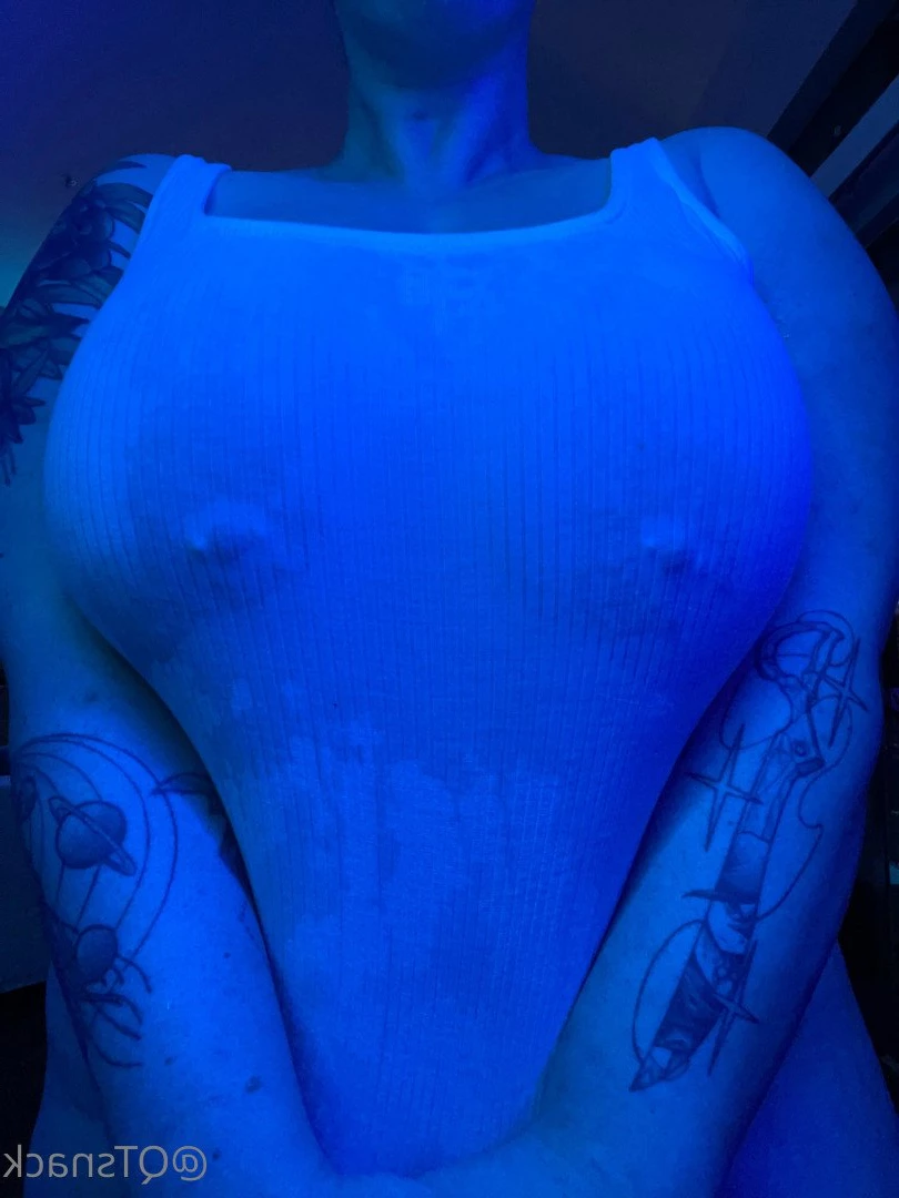 QTsnack [ qtsnacksquad ] Onlyfans leaked photo 3765377 on Hotleaks.tv