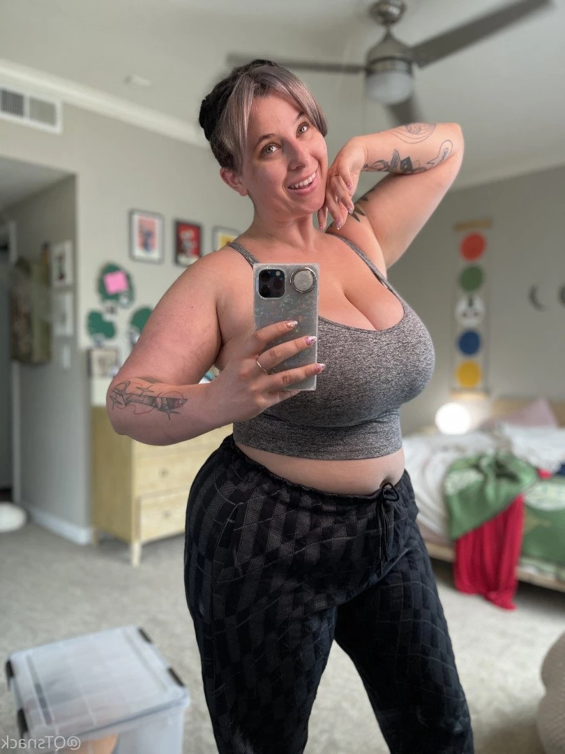 QTsnack [ qtsnacksquad ] Onlyfans leaked photo 3797962 on Hotleaks.tv