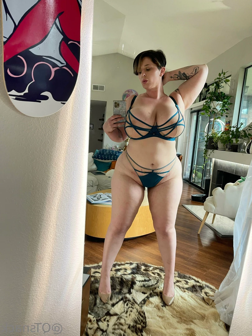 QTsnack [ qtsnacksquad ] Onlyfans leaked photo 6404175 on Hotleaks.tv