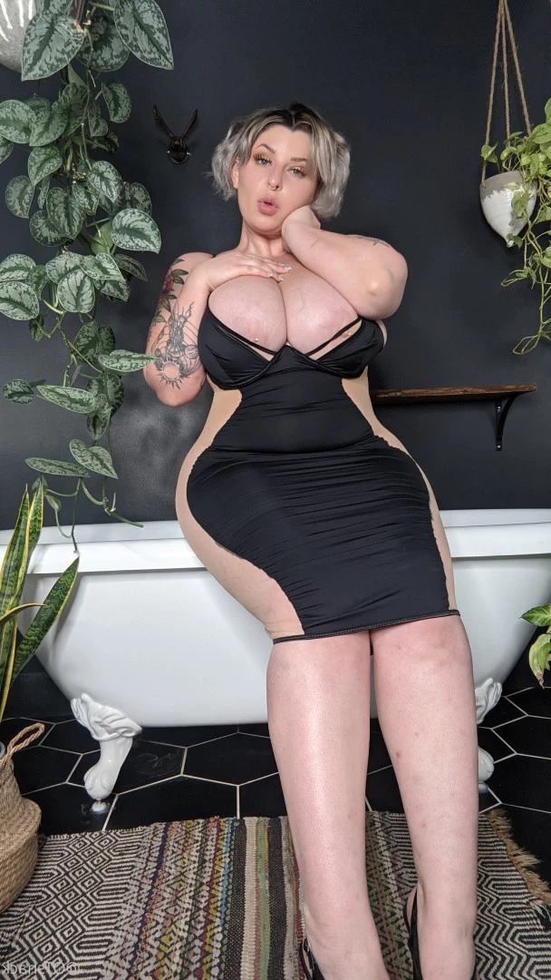 QTsnack [ qtsnacksquad ] Onlyfans leaked photo 6404306 on Hotleaks.tv