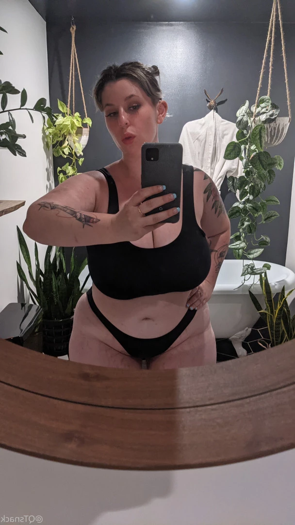 QTsnack [ qtsnacksquad ] Onlyfans leaked photo 6404660 on Hotleaks.tv