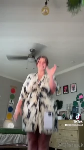 10659931