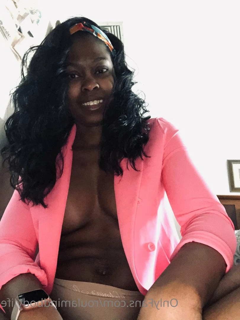 Greek Goddess Girlfriend💙 [ roulamindbodylife ] Onlyfans leaked photo 3993698 on Hotleaks.tv