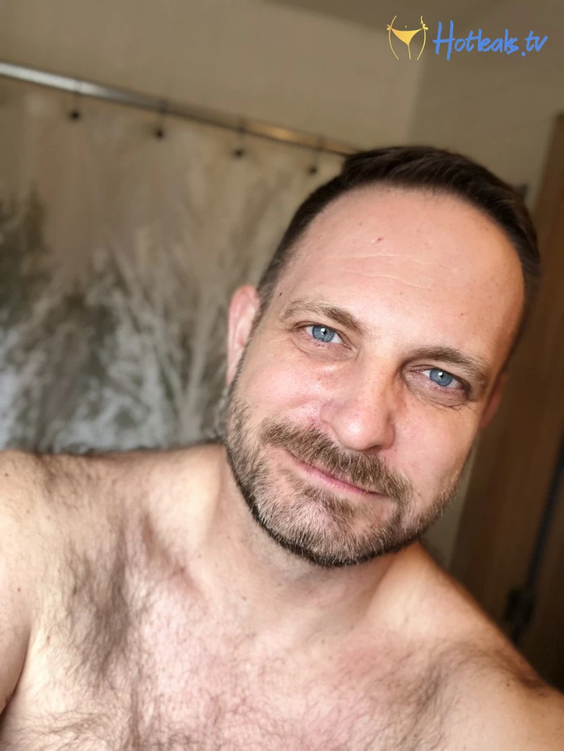 Seattle Dad [ seattle_dad ] Onlyfans leaked photo 2213881 on Hotleaks.tv