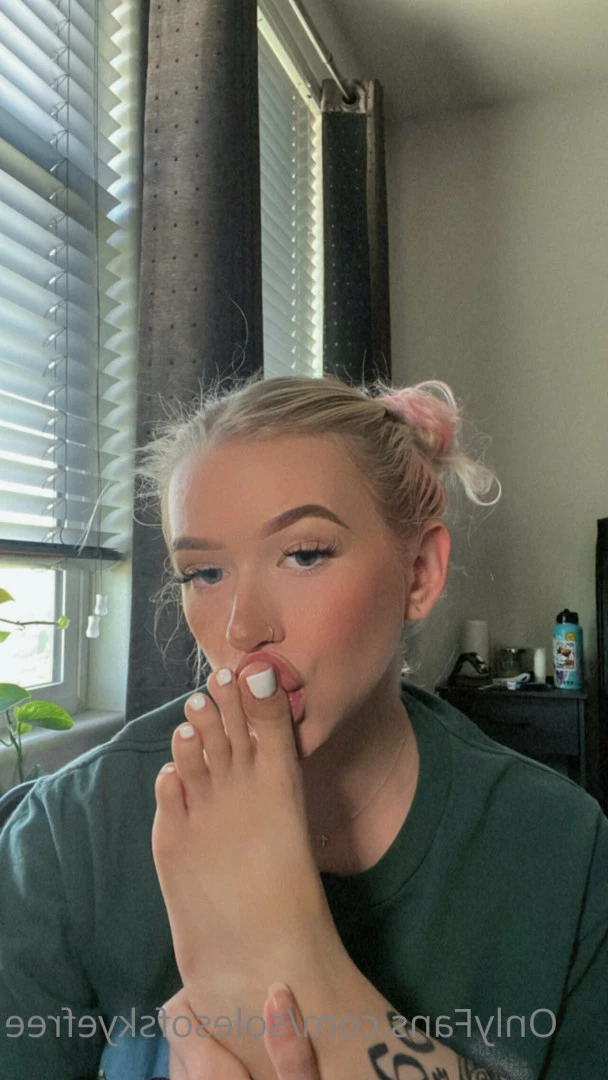 Goddess Skye [ solesofskyefree ] Onlyfans leaked photo 6454228 on Hotleaks.tv
