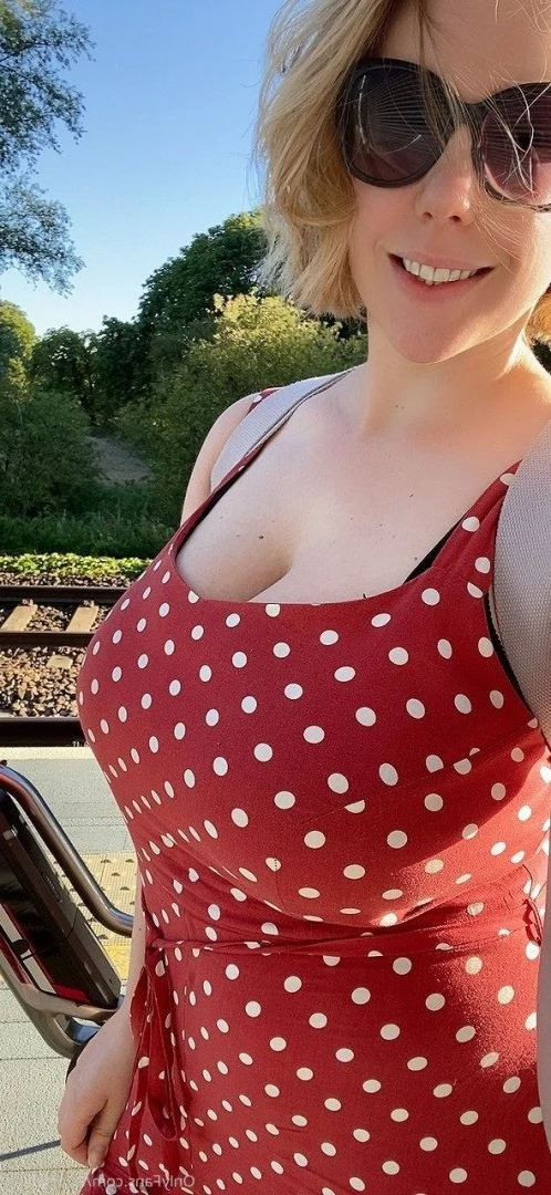 Busty Lily [ bustylily ] Onlyfans leaked photo 219777 on Hotleaks.tv