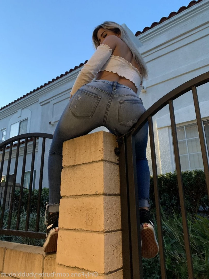 Brittany Benz [ butterybubblebutt ] Onlyfans leaked photo 220143 on Hotleaks.tv