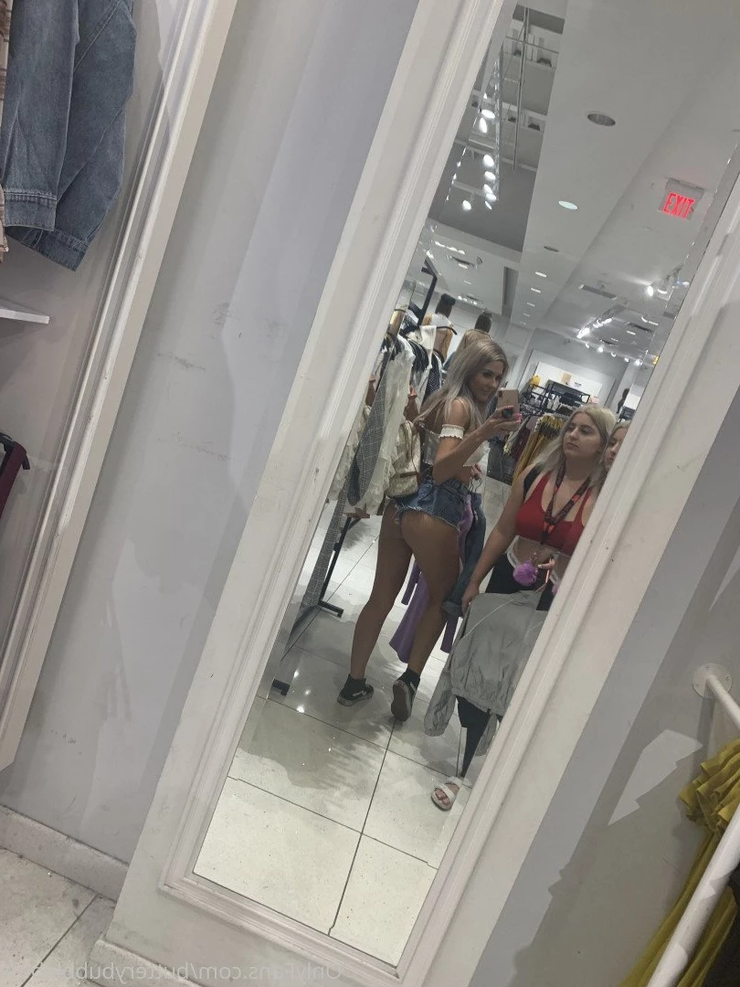 Brittany Benz [ butterybubblebutt ] Onlyfans leaked photo 220207 on Hotleaks.tv