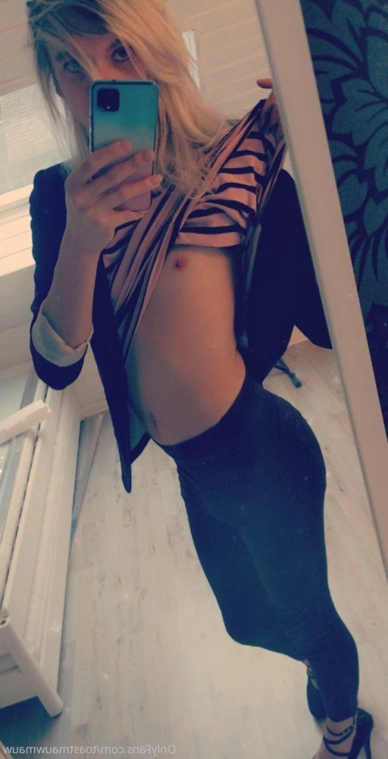 Almosttoast &amp; Mauwmauw [ toastmauwmauw ] Onlyfans leaked photo 3755614 on Hotleaks.tv
