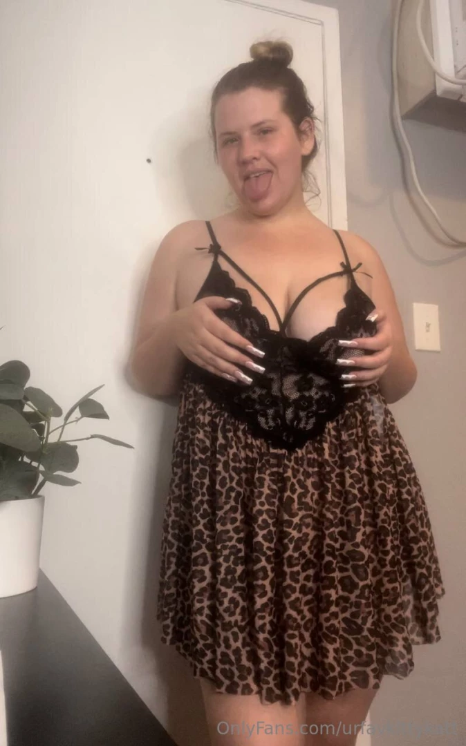 🍭 𝑯𝑶𝑹𝑵𝒀  BBW KITTY 🐱 CHECK DMs 👀 [ urfavkittykatt ] Onlyfans leaked photo 18618157 on Hotleaks.tv