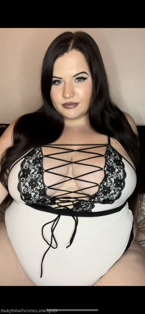 🍭 𝑯𝑶𝑹𝑵𝒀  BBW KITTY 🐱 CHECK DMs 👀 [ urfavkittykatt ] Onlyfans leaked photo 4448138 on Hotleaks.tv