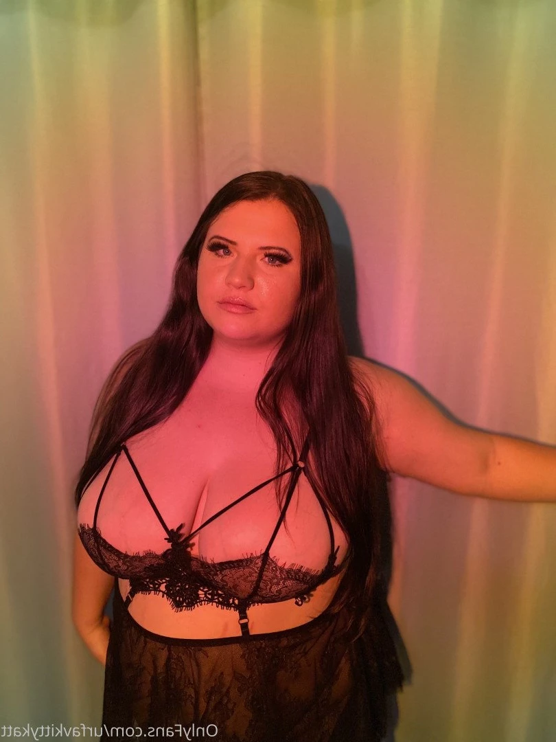 🍭 𝑯𝑶𝑹𝑵𝒀  BBW KITTY 🐱 CHECK DMs 👀 [ urfavkittykatt ] Onlyfans leaked photo 4448340 on Hotleaks.tv