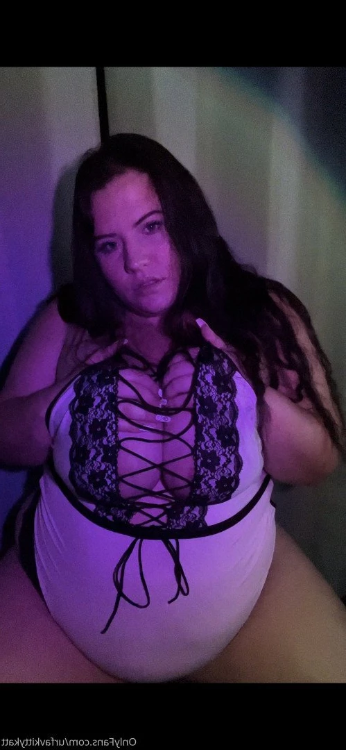 🍭 𝑯𝑶𝑹𝑵𝒀  BBW KITTY 🐱 CHECK DMs 👀 [ urfavkittykatt ] Onlyfans leaked photo 4448718 on Hotleaks.tv