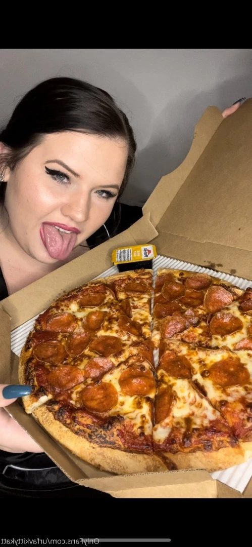 🍭 𝑯𝑶𝑹𝑵𝒀  BBW KITTY 🐱 CHECK DMs 👀 [ urfavkittykatt ] Onlyfans leaked photo 4449699 on Hotleaks.tv