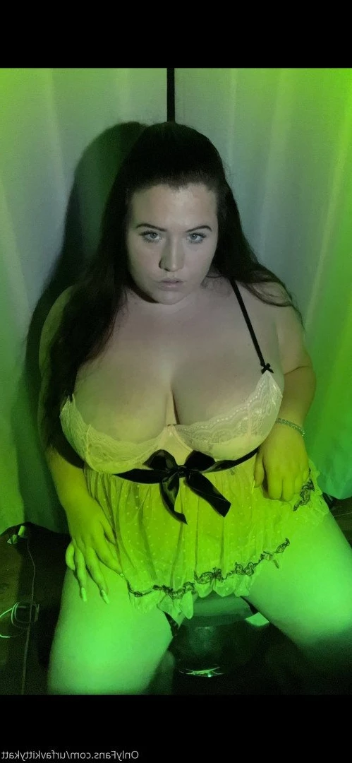 🍭 𝑯𝑶𝑹𝑵𝒀  BBW KITTY 🐱 CHECK DMs 👀 [ urfavkittykatt ] Onlyfans leaked photo 4450204 on Hotleaks.tv