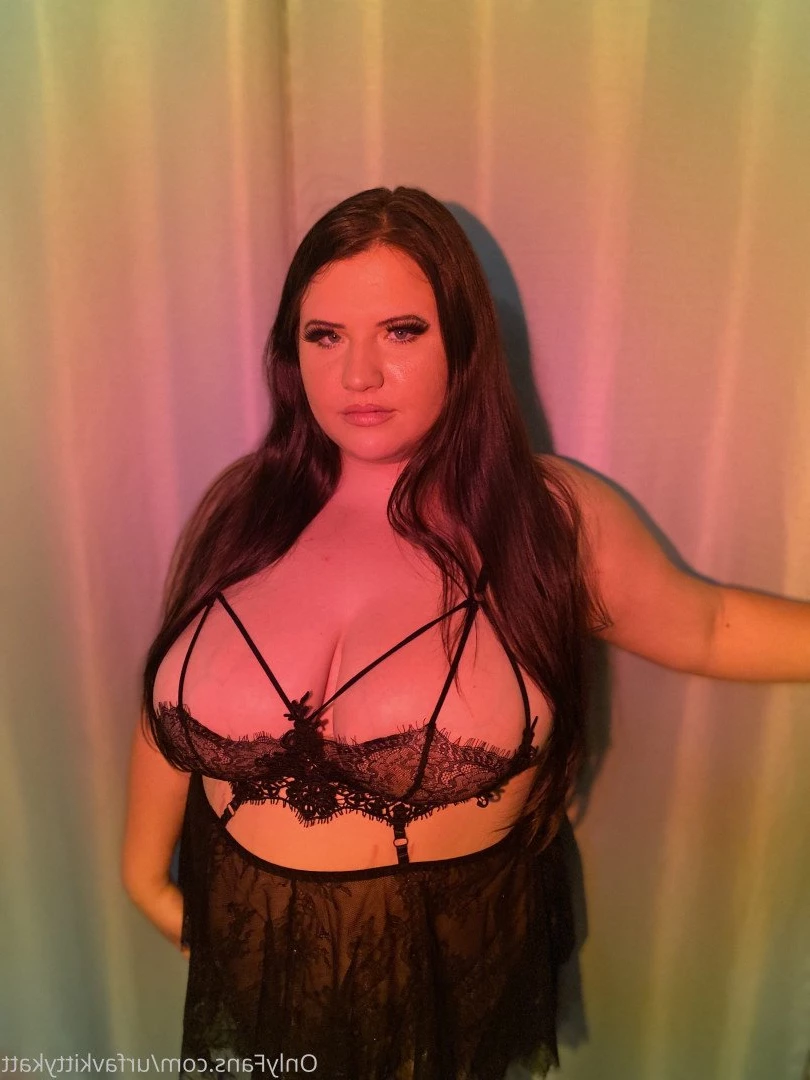 🍭 𝑯𝑶𝑹𝑵𝒀  BBW KITTY 🐱 CHECK DMs 👀 [ urfavkittykatt ] Onlyfans leaked photo 4450527 on Hotleaks.tv