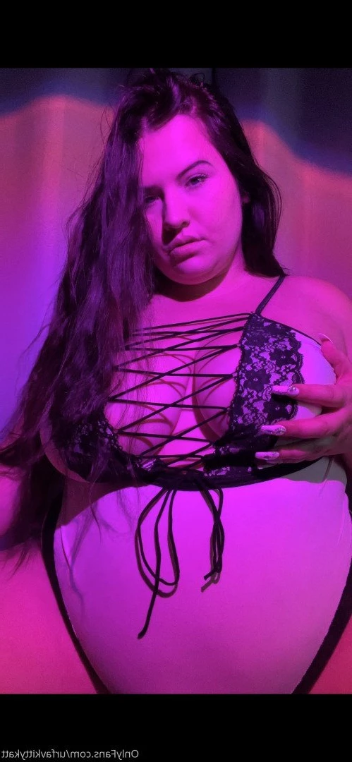 🍭 𝑯𝑶𝑹𝑵𝒀  BBW KITTY 🐱 CHECK DMs 👀 [ urfavkittykatt ] Onlyfans leaked photo 4451192 on Hotleaks.tv