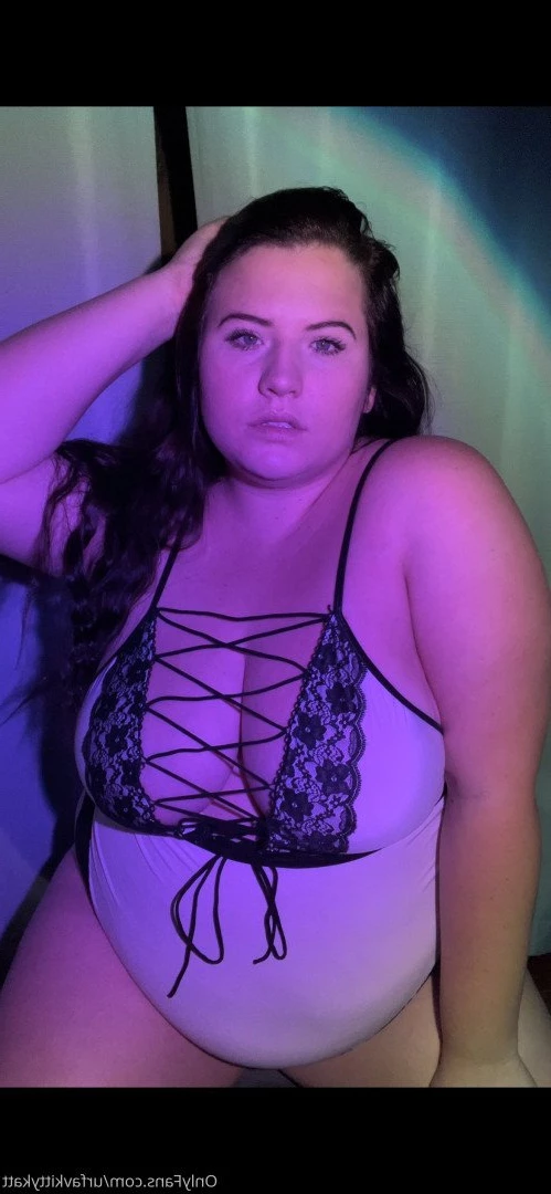 🍭 𝑯𝑶𝑹𝑵𝒀  BBW KITTY 🐱 CHECK DMs 👀 [ urfavkittykatt ] Onlyfans leaked photo 4451834 on Hotleaks.tv