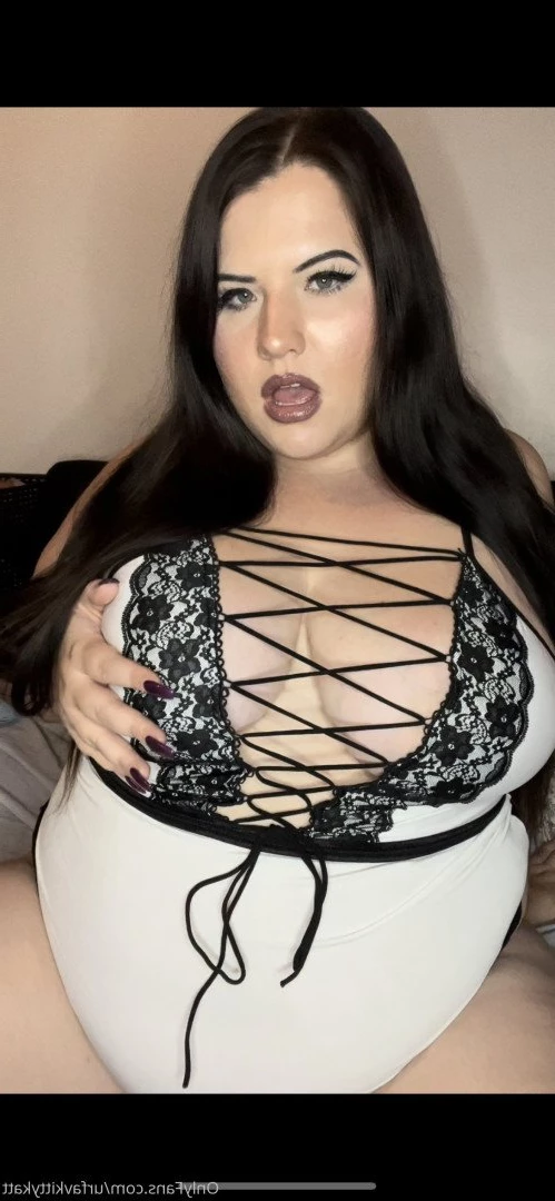 🍭 𝑯𝑶𝑹𝑵𝒀  BBW KITTY 🐱 CHECK DMs 👀 [ urfavkittykatt ] Onlyfans leaked photo 4451918 on Hotleaks.tv