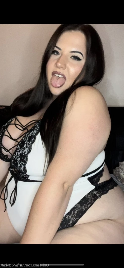 🍭 𝑯𝑶𝑹𝑵𝒀  BBW KITTY 🐱 CHECK DMs 👀 [ urfavkittykatt ] Onlyfans leaked photo 4453307 on Hotleaks.tv