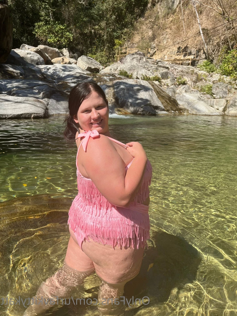 🍭 𝑯𝑶𝑹𝑵𝒀  BBW KITTY 🐱 CHECK DMs 👀 [ urfavkittykatt ] Onlyfans leaked photo 6024586 on Hotleaks.tv