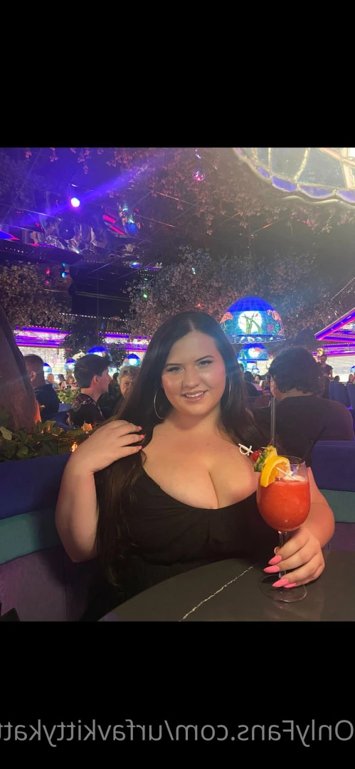 🍭 𝑯𝑶𝑹𝑵𝒀  BBW KITTY 🐱 CHECK DMs 👀 [ urfavkittykatt ] Onlyfans leaked photo 6025643 on Hotleaks.tv