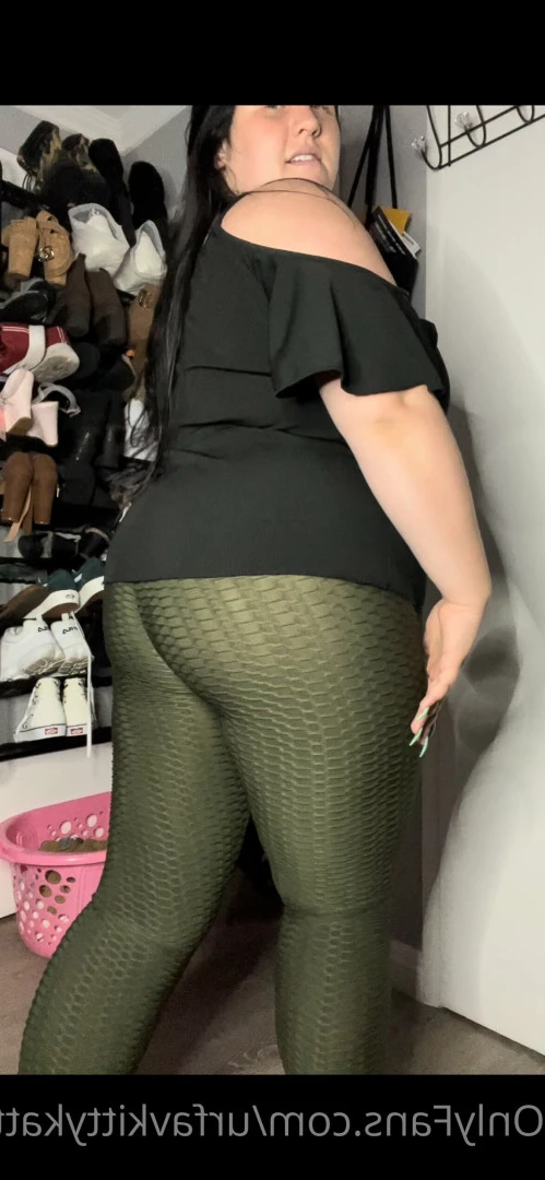 🍭 𝑯𝑶𝑹𝑵𝒀  BBW KITTY 🐱 CHECK DMs 👀 [ urfavkittykatt ] Onlyfans leaked photo 6025941 on Hotleaks.tv