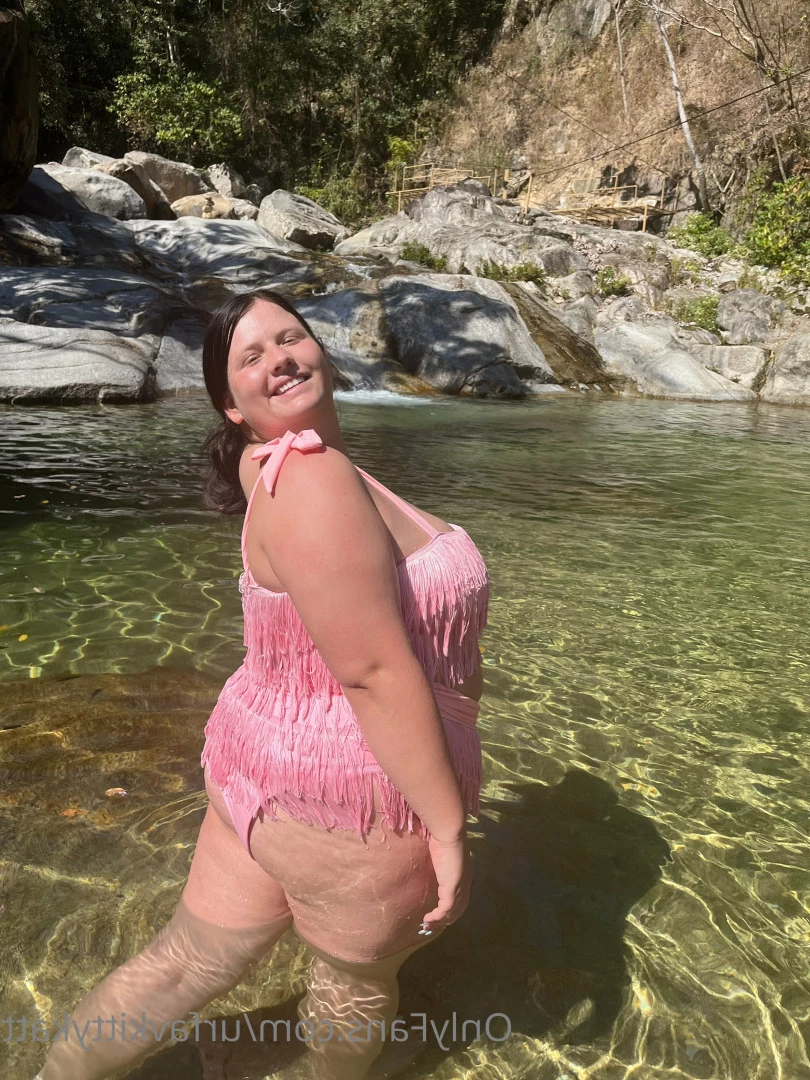 🍭 𝑯𝑶𝑹𝑵𝒀  BBW KITTY 🐱 CHECK DMs 👀 [ urfavkittykatt ] Onlyfans leaked photo 6025949 on Hotleaks.tv